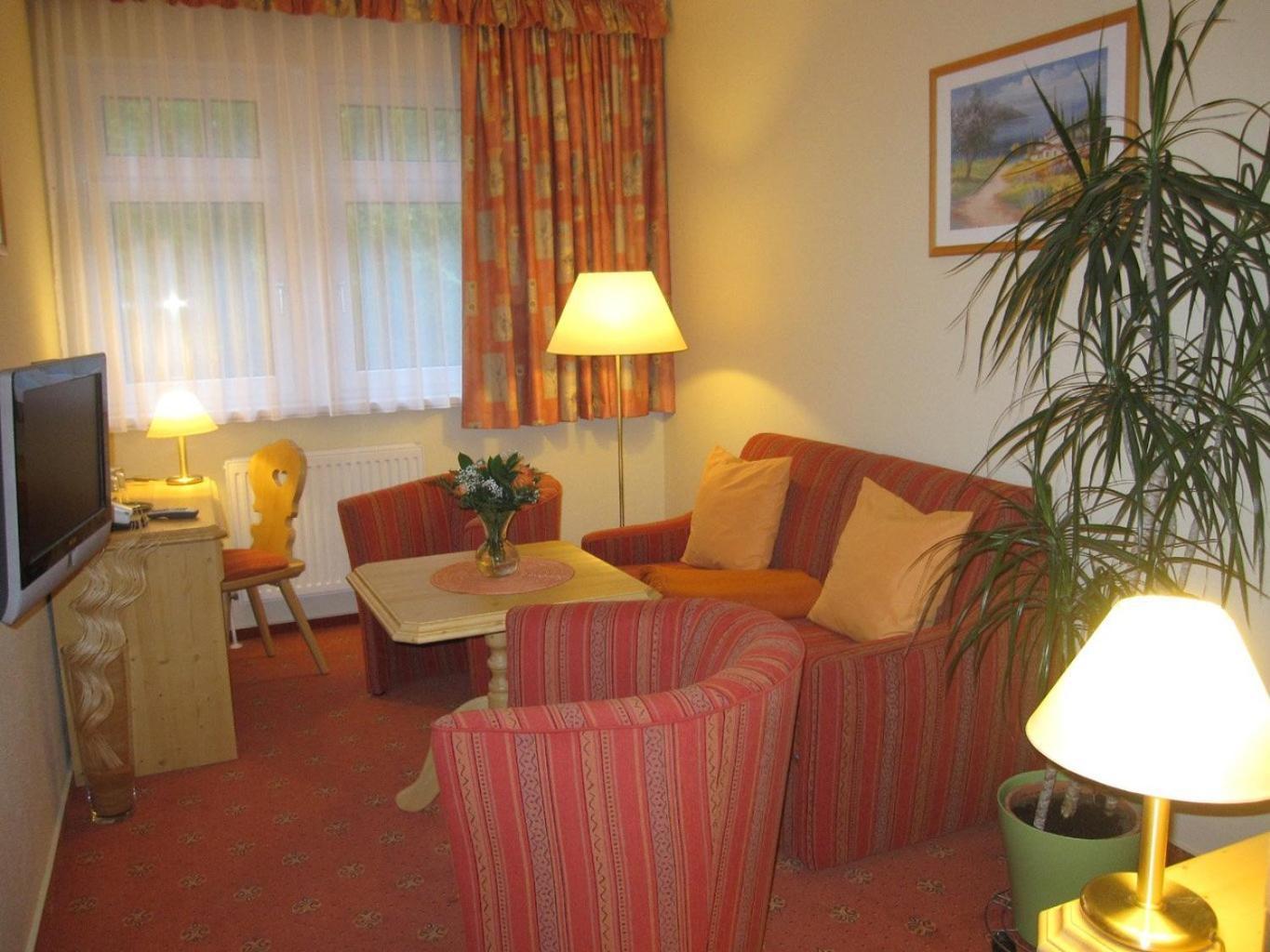 Kurpark Flair Hotel Im Ilsetal 일젠부르크 외부 사진