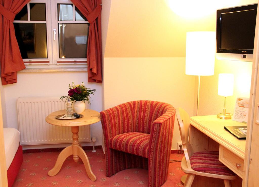 Kurpark Flair Hotel Im Ilsetal 일젠부르크 객실 사진