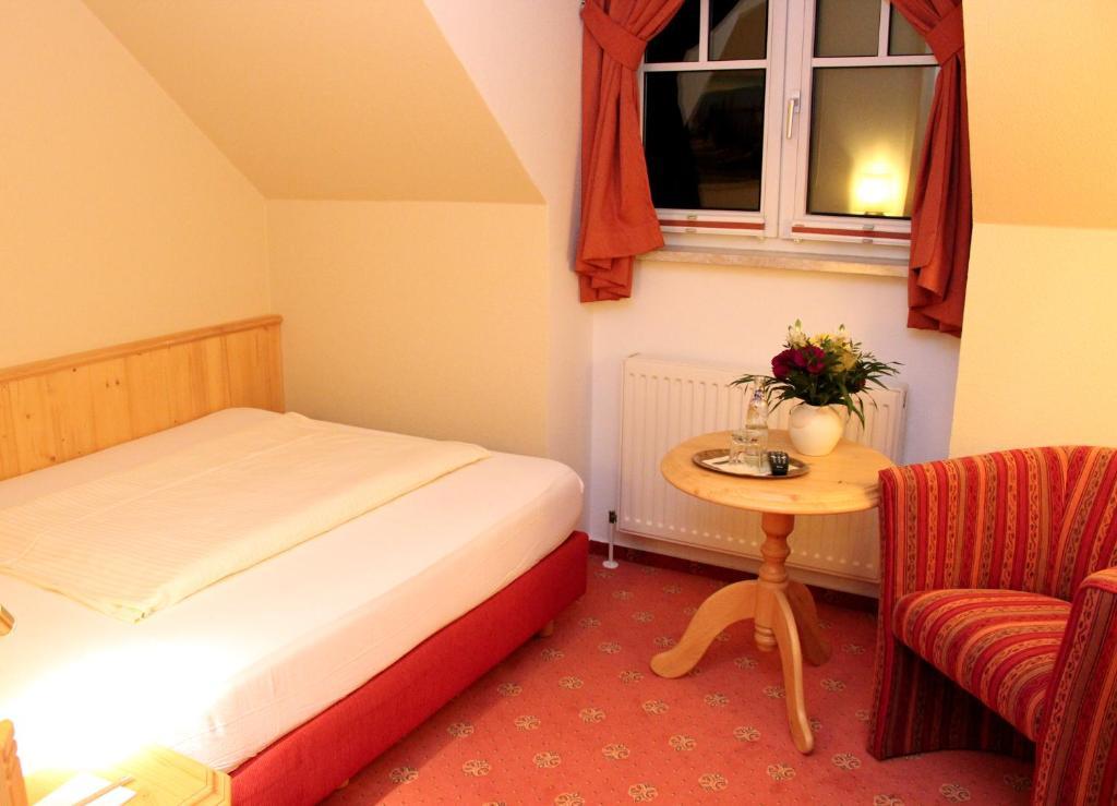 Kurpark Flair Hotel Im Ilsetal 일젠부르크 객실 사진